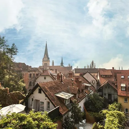 Lesar Angel - Member Of Hip Lublana