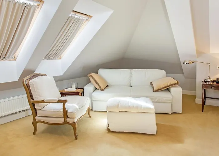 Lesar Angel - Member Of Hip 4* Lublana