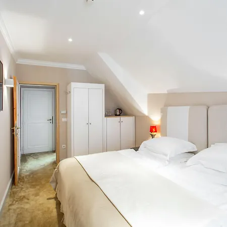 Lesar Angel - Member Of Hip Любляна