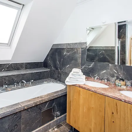 Lesar Angel - Member Of Hip Hotel 4*