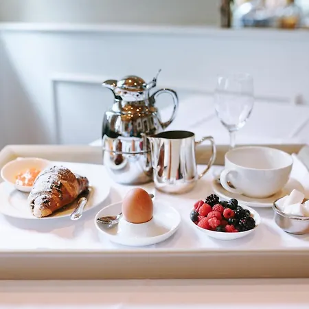 Lesar Angel - Member Of Hip Готель 4*