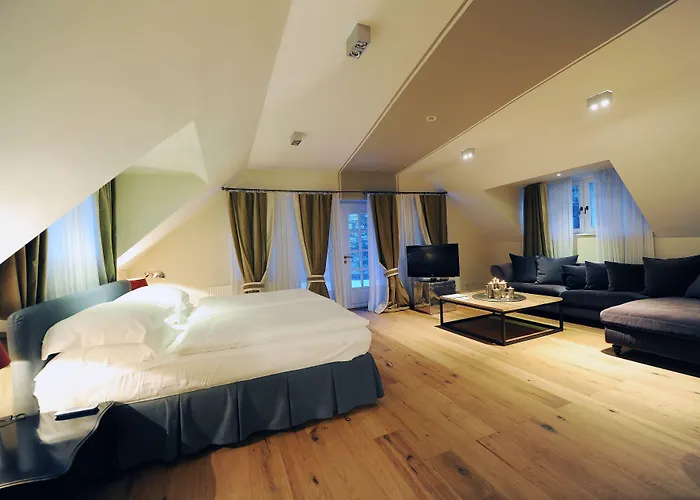 Lesar Angel - Member Of Hip 4* リュブリャナ