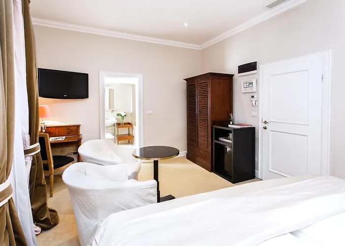 Lesar Angel - Member Of Hip ホテル リュブリャナ