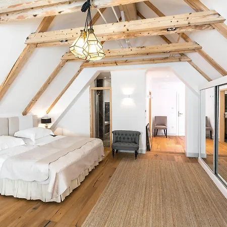 Lesar Angel - Member Of Hip Ljubljana