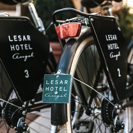 Lesar Angel - Member Of Hip Hotell 4*