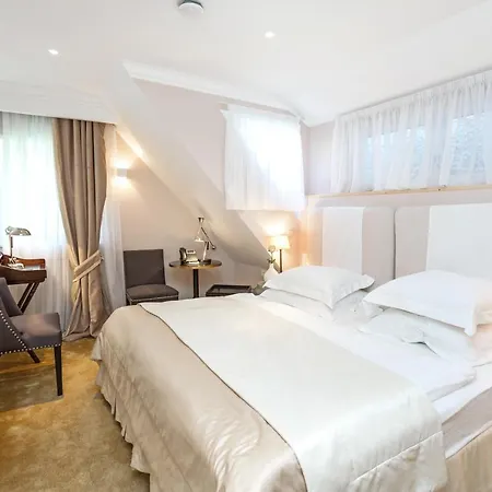 Lesar Angel - Member Of Hip 4* Ljubljana