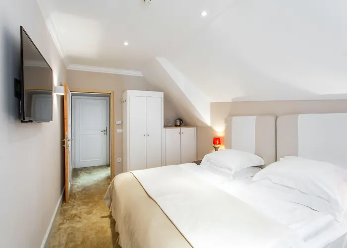 Lesar Angel - Member Of Hip Lublaň